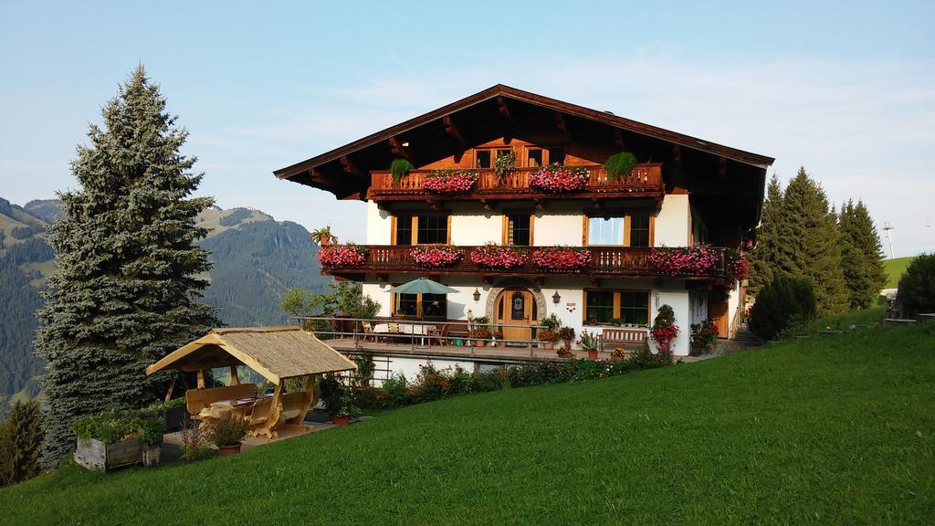Hof Hamoos Apartment Kitzbuhel Bagian luar foto